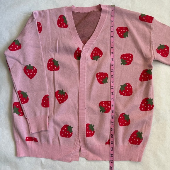Women’s Pink Strawberry Knit Cardigan Oversized Open Front Sweater Cozy XXL (B) - Picture 8 of 9